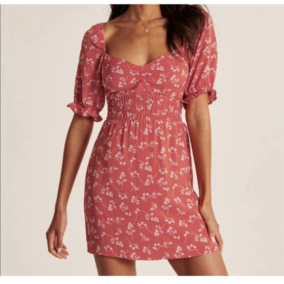 Abercrombie & Fitch Dresses & Skirts - Abercrombie & Fitch Women’s Mini Dress – Size XS Puff Sleeve Smocked Elastic